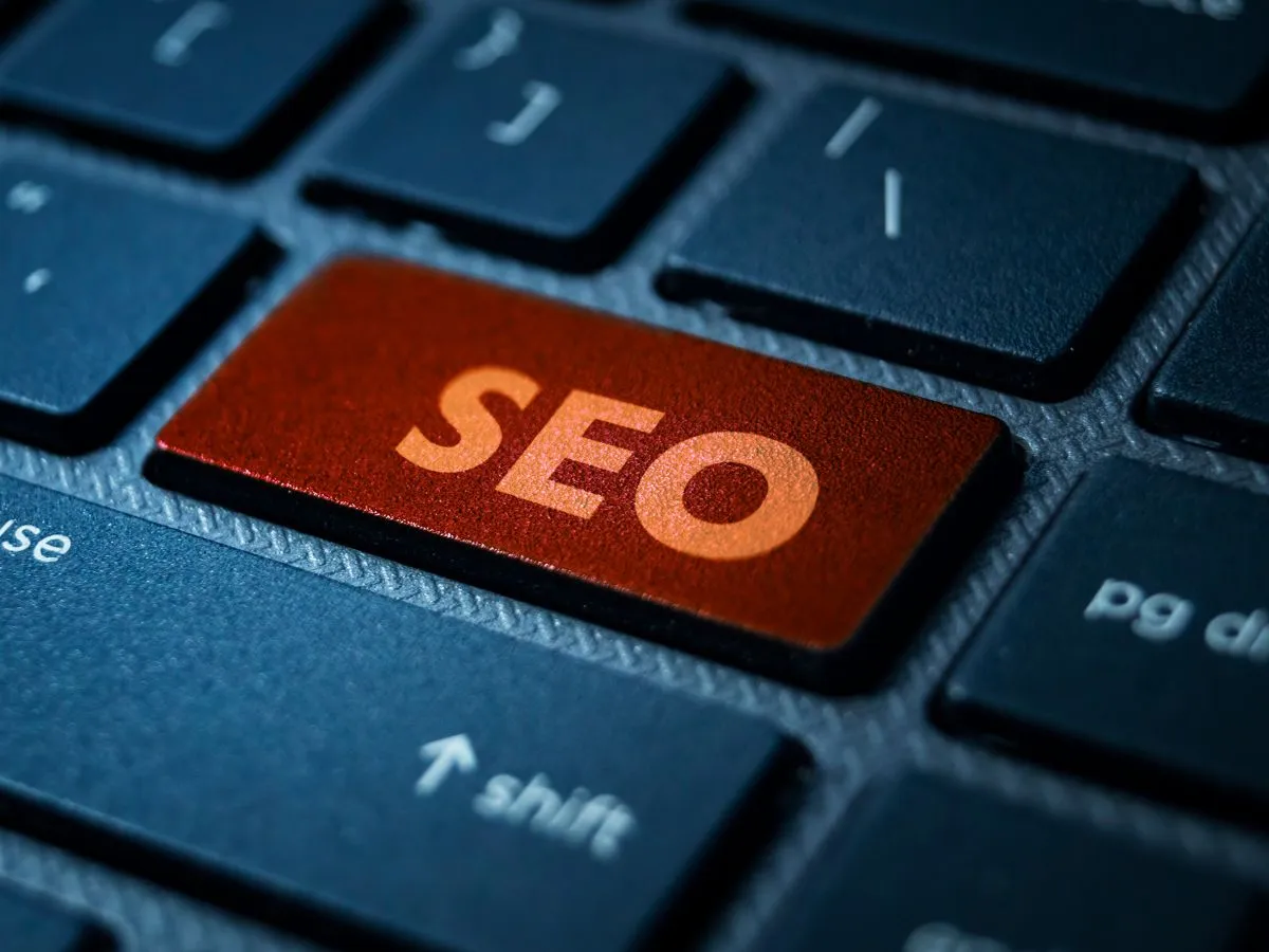 differences between on-page SEO and off-page SEO